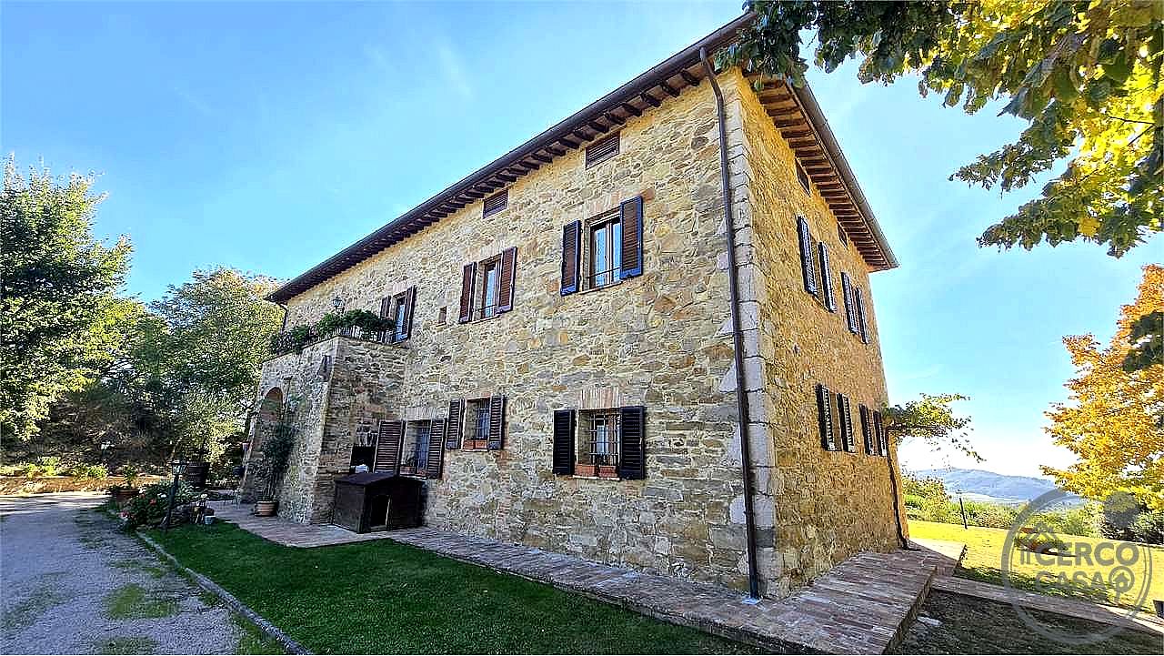 RUSTICO - CASALE VENDITA CORCIANO MANTIGNANA · foto 23