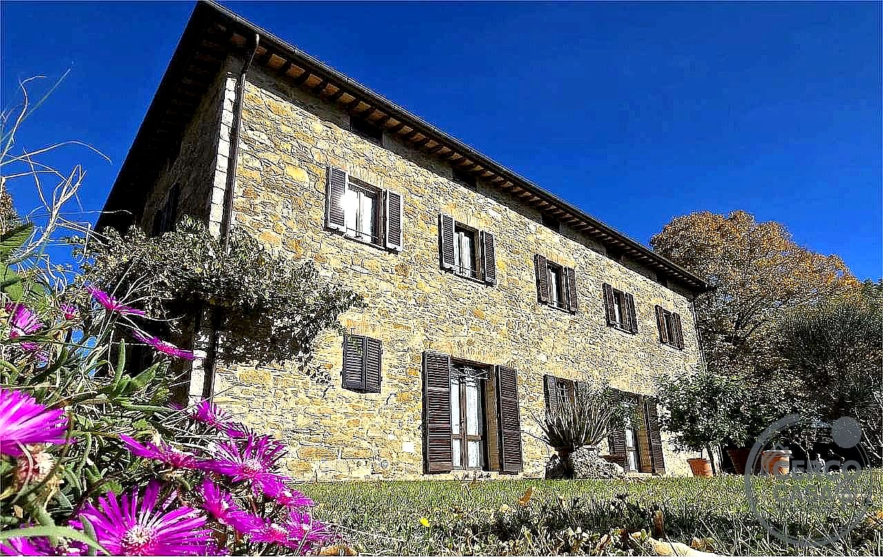 RUSTICO - CASALE VENDITA CORCIANO MANTIGNANA