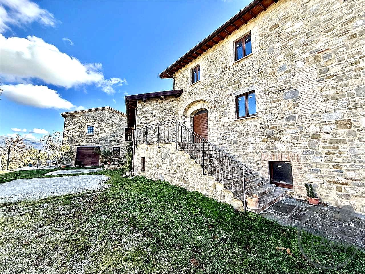 AZIENDA AGRICOLA VENDITA NOCERA UMBRA · foto 35