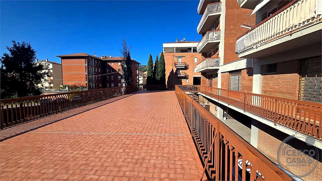 NEGOZIO VENDITA PERUGIA SAN SISTO · foto 10
