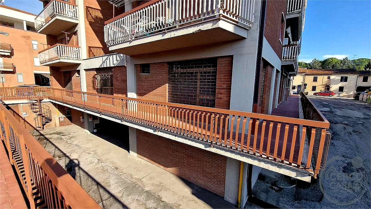 NEGOZIO VENDITA PERUGIA SAN SISTO · foto 11