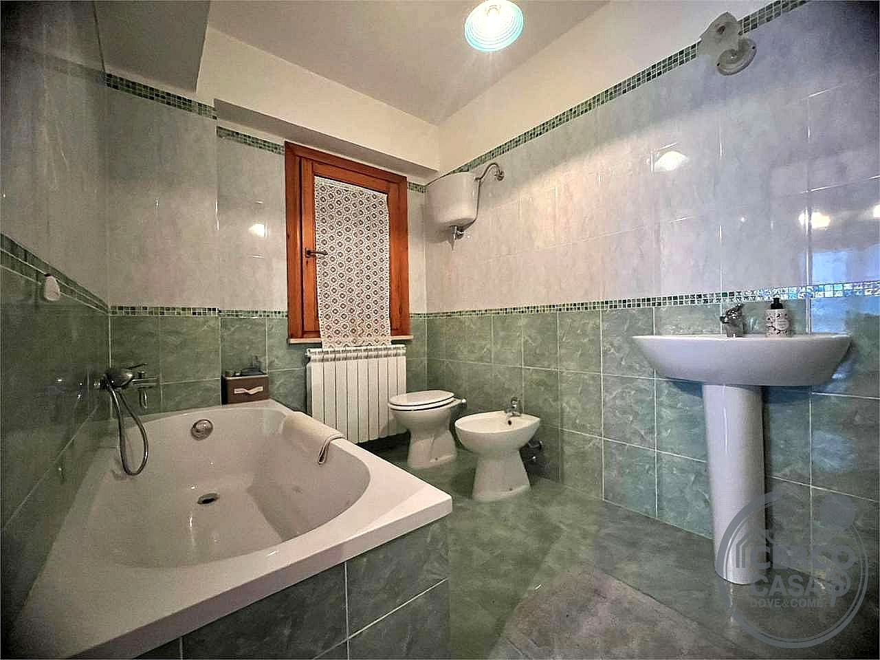 4 O PIÙ LOCALI VENDITA PERUGIA SANTA SABINA · foto 16