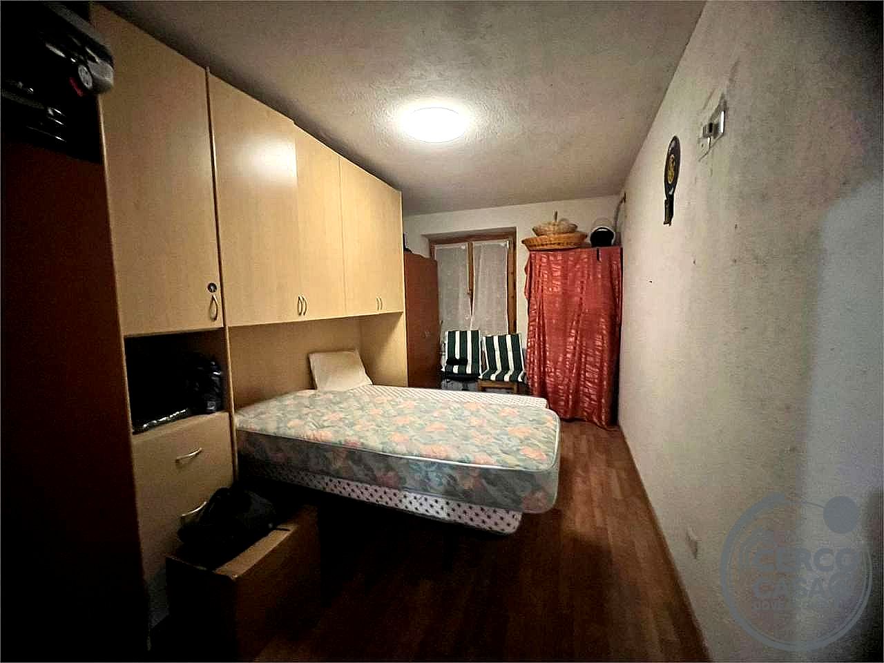 4 O PIÙ LOCALI VENDITA PERUGIA SANTA SABINA · foto 17