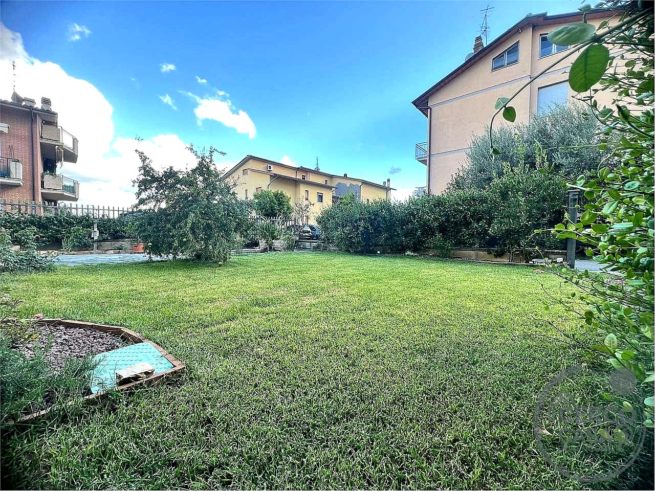 4 O PIÙ LOCALI VENDITA PERUGIA SANTA SABINA · foto 28