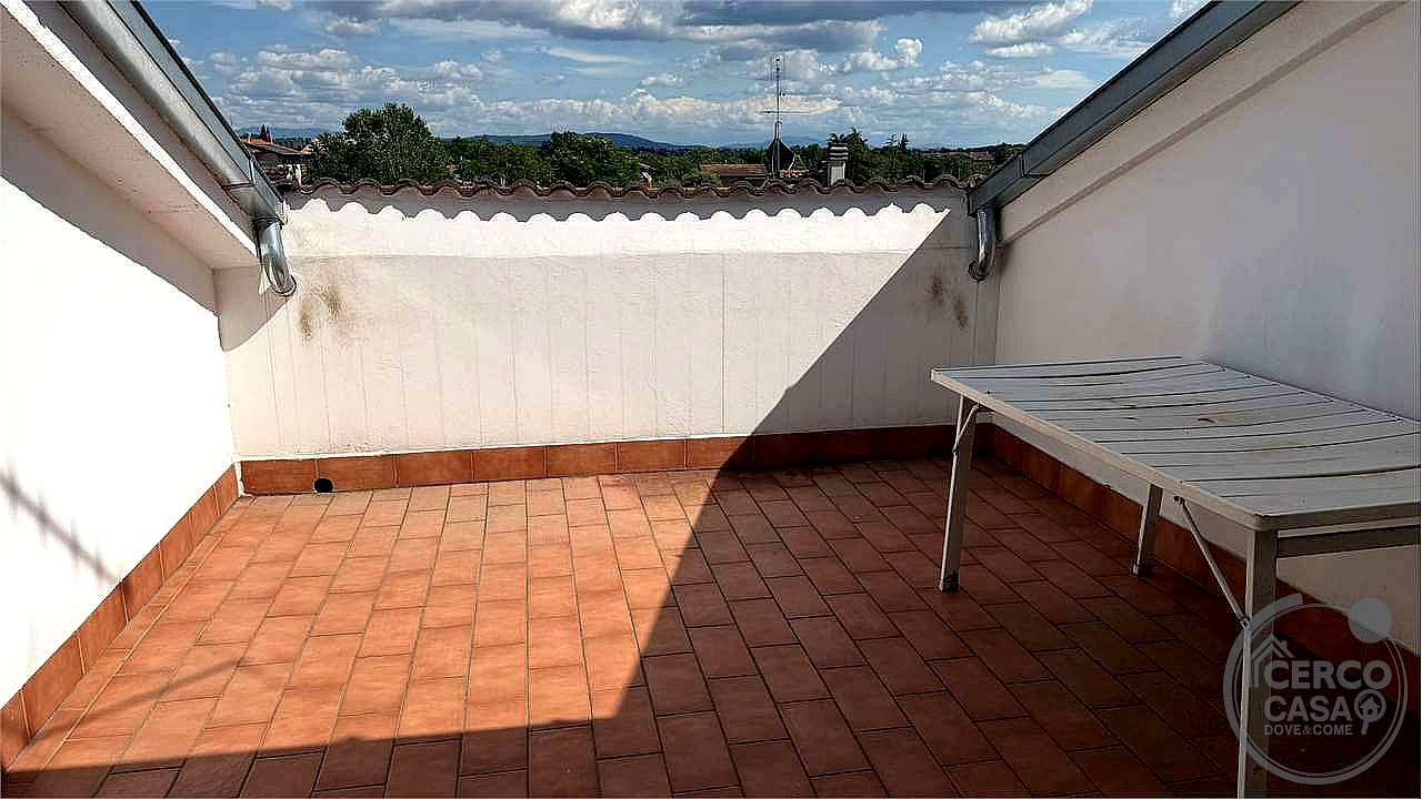 4 O PIÙ LOCALI VENDITA PERUGIA SANTA SABINA · foto 30