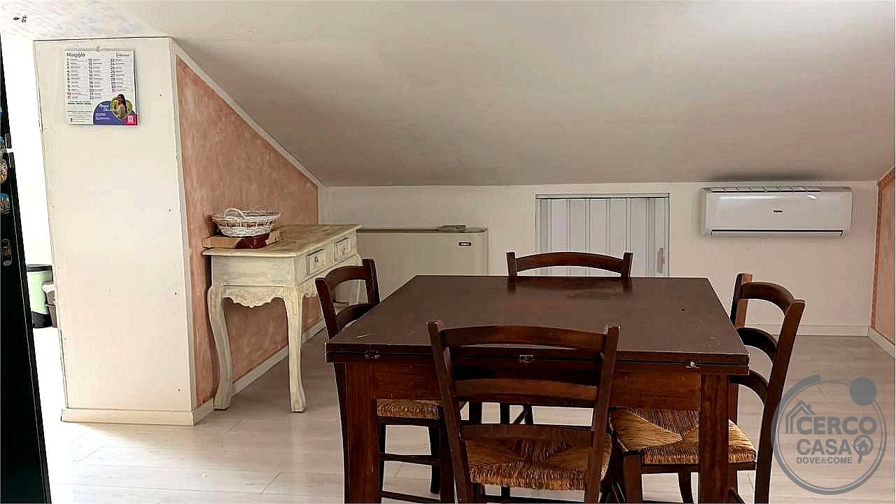 4 O PIÙ LOCALI VENDITA PERUGIA SANTA SABINA · foto 32