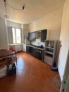 4 O PIÙ LOCALI VENDITA PERUGIA · foto 24