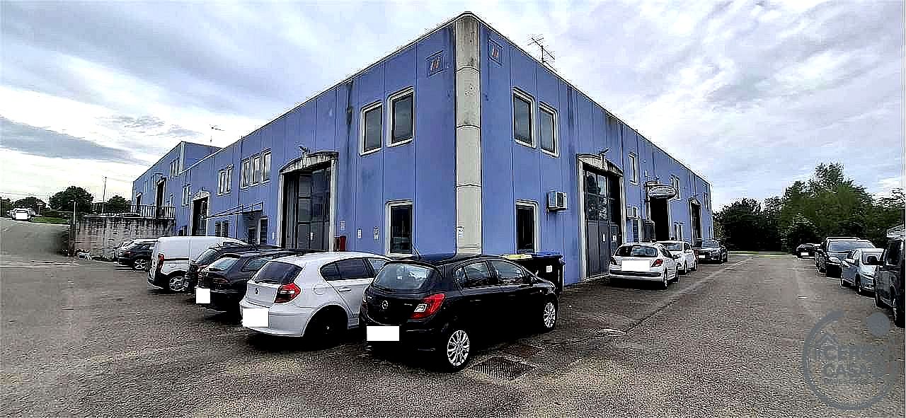 CAPANNONE VENDITA CORCIANO ELLERA
