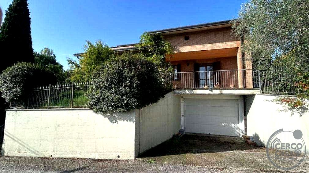 VILLA VENDITA PERUGIA MONTELAGUARDIA · foto 3