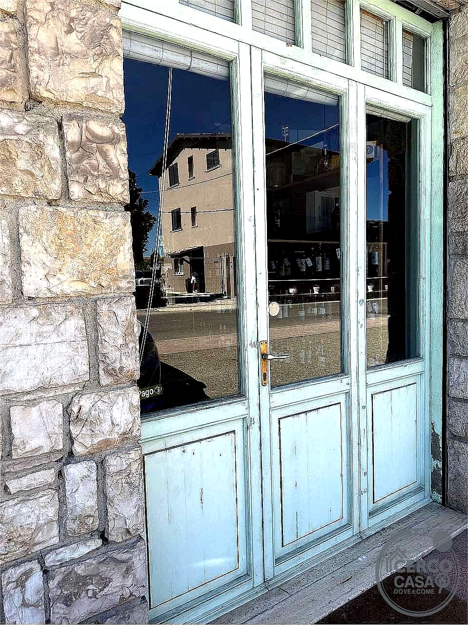 NEGOZIO VENDITA CORCIANO SAN MARIANO