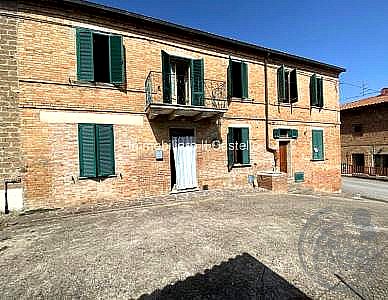 CIELO - TERRA VENDITA DERUTA CENTRO STORICO