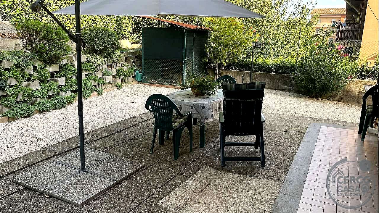 VILLA A SCHIERA VENDITA PERUGIA SAN MARTINO IN COLLE · foto 12