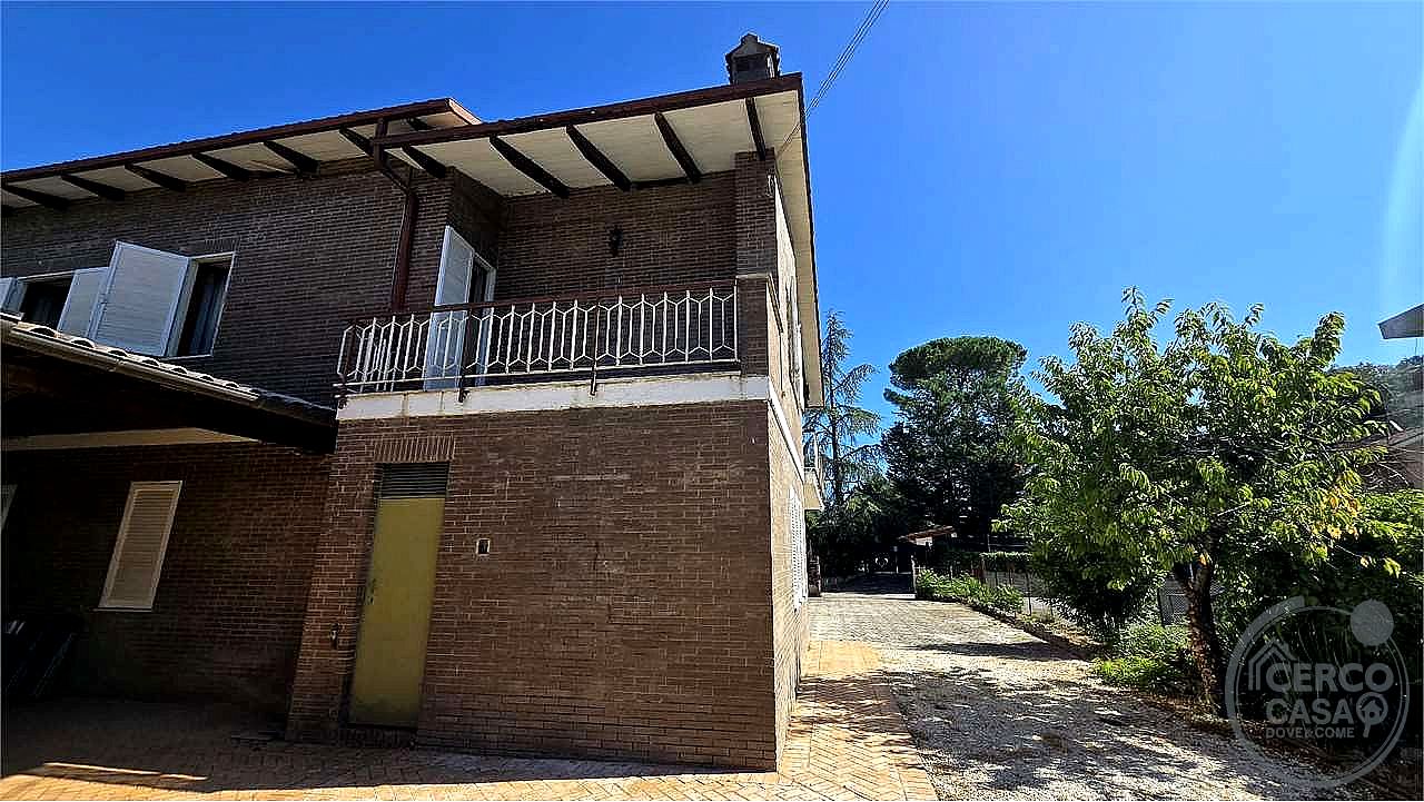 CASA INDIPENDENTE VENDITA PERUGIA COLOMBELLA · foto 8