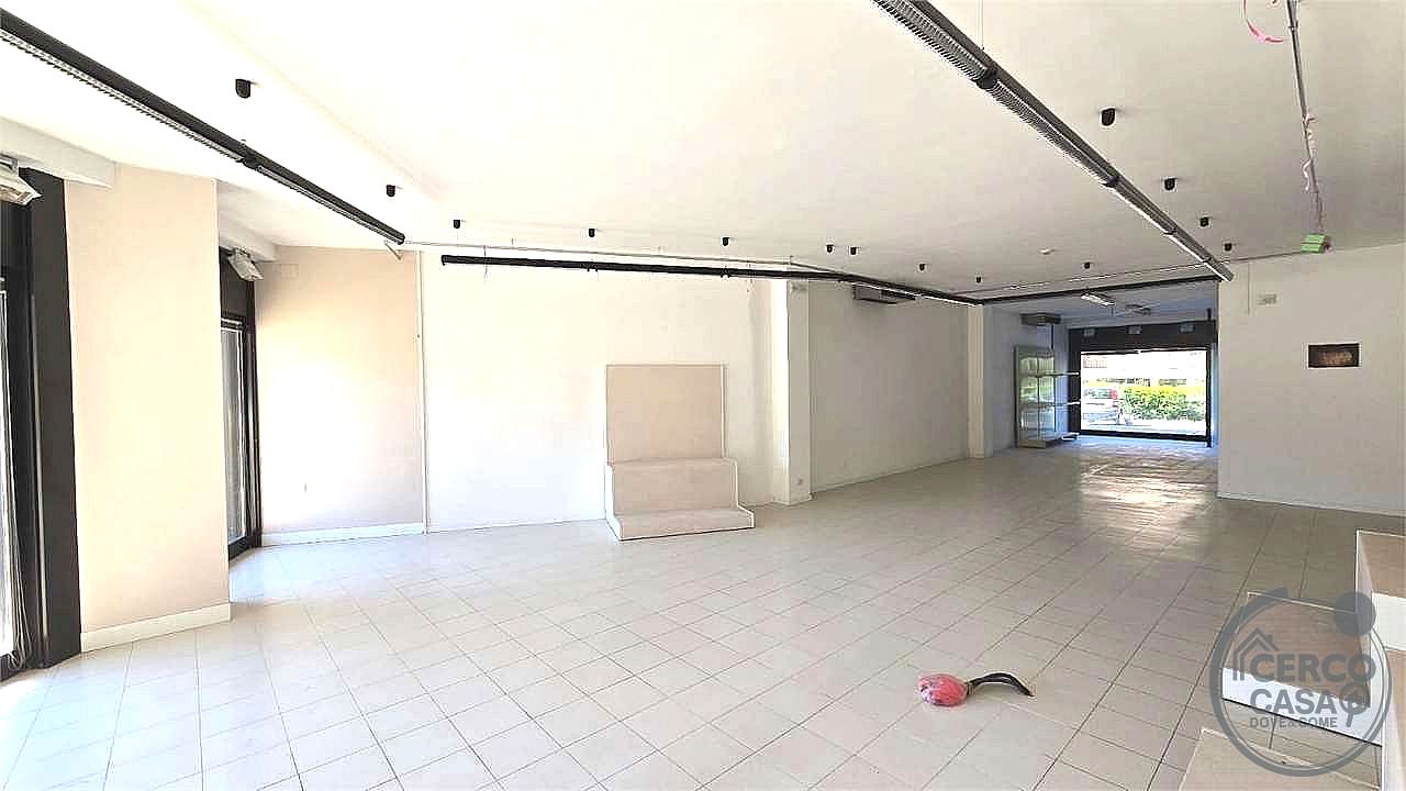 NEGOZIO VENDITA PERUGIA SAN SISTO