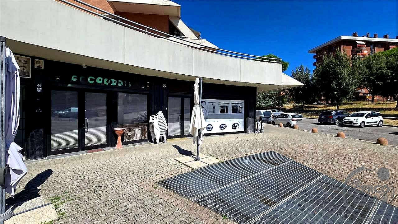NEGOZIO VENDITA PERUGIA SAN SISTO · foto 10