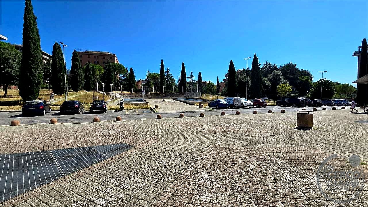 NEGOZIO VENDITA PERUGIA SAN SISTO · foto 8