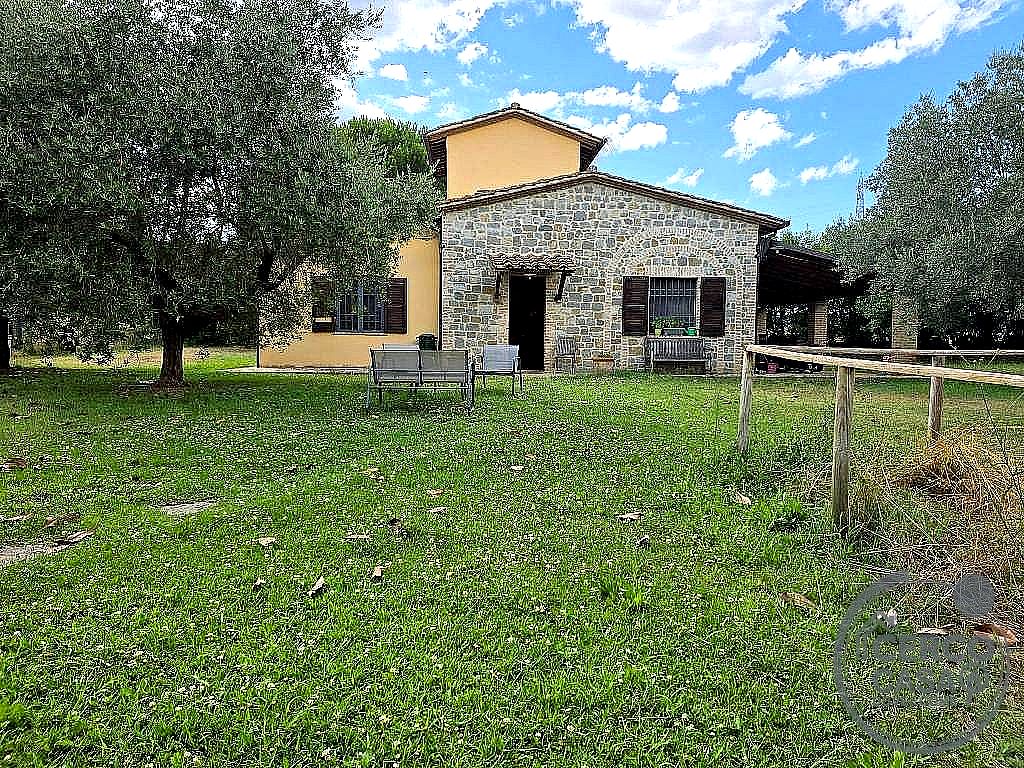 VILLA VENDITA PERUGIA BALANZANO · foto 2