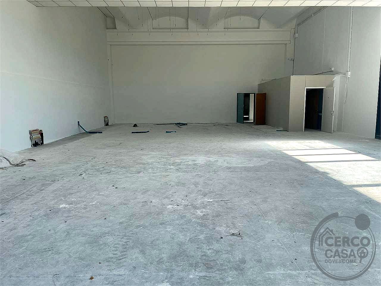 CAPANNONE AFFITTO PERUGIA MONTEBELLO · foto 4