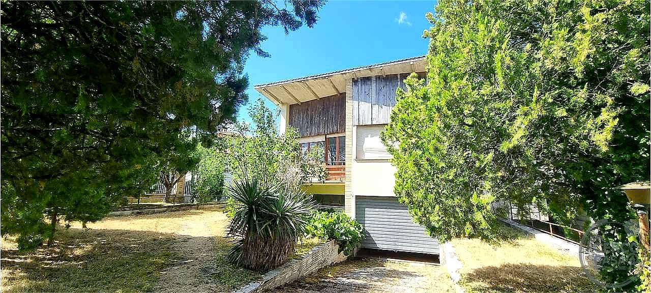 VILLA VENDITA GUBBIO · foto 3