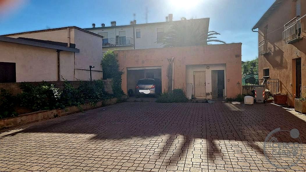 RUSTICO - CASALE VENDITA TORGIANO