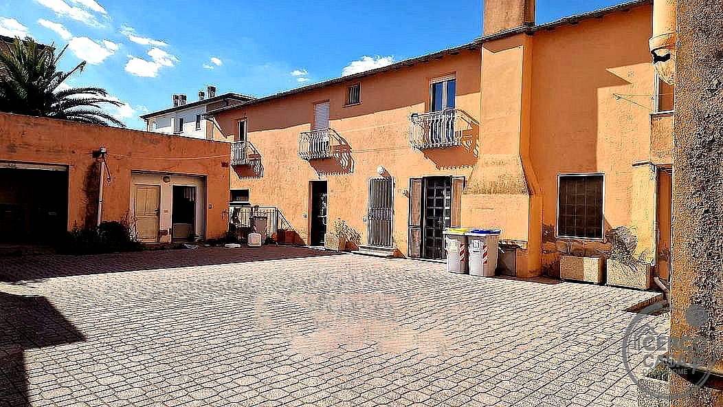 RUSTICO - CASALE VENDITA TORGIANO