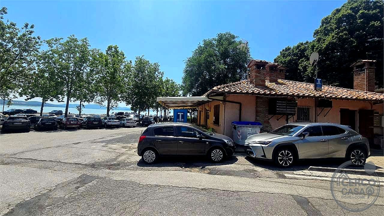 NEGOZIO VENDITA PASSIGNANO SUL TRASIMENO · foto 11
