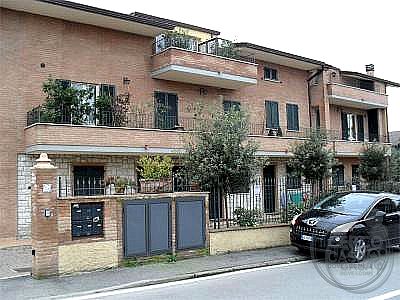BILOCALE VENDITA PERUGIA SAN MARTINO IN CAMPO · foto 34