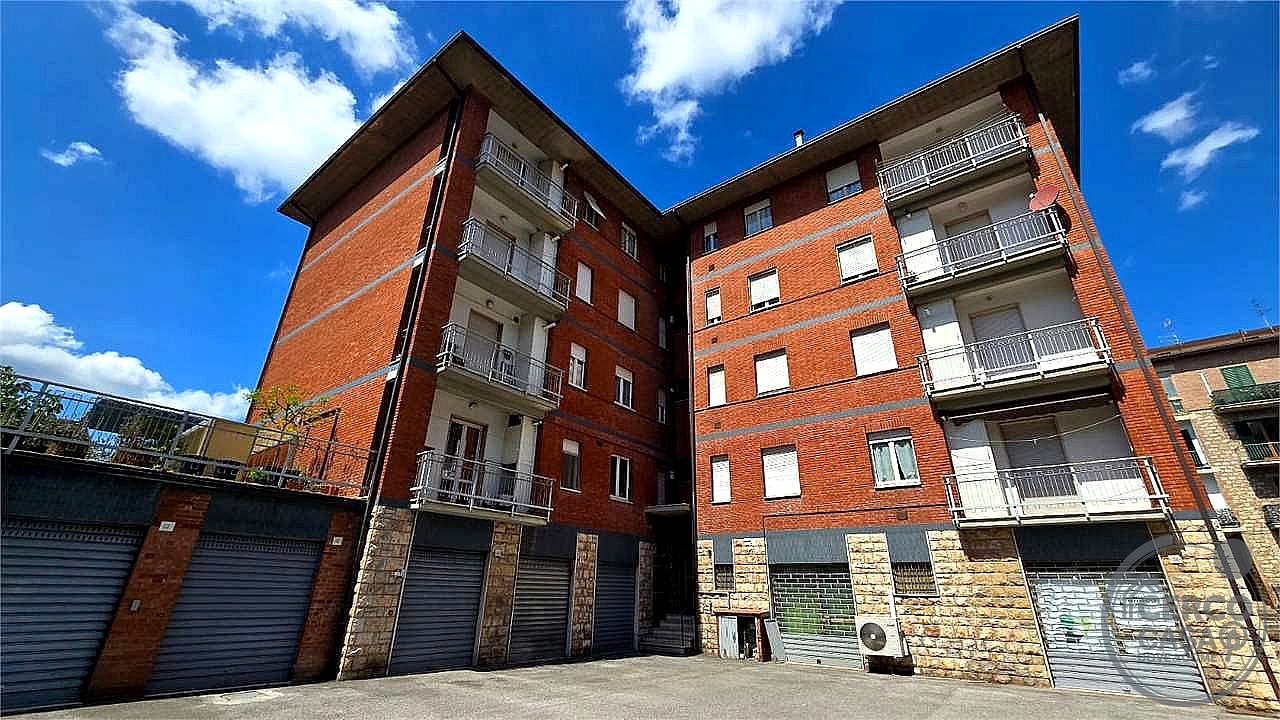 4 O PIÙ LOCALI VENDITA PERUGIA SAN SISTO · foto 10