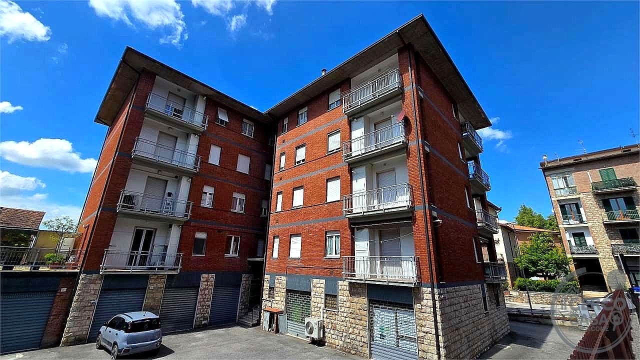 4 O PIÙ LOCALI VENDITA PERUGIA SAN SISTO · foto 11