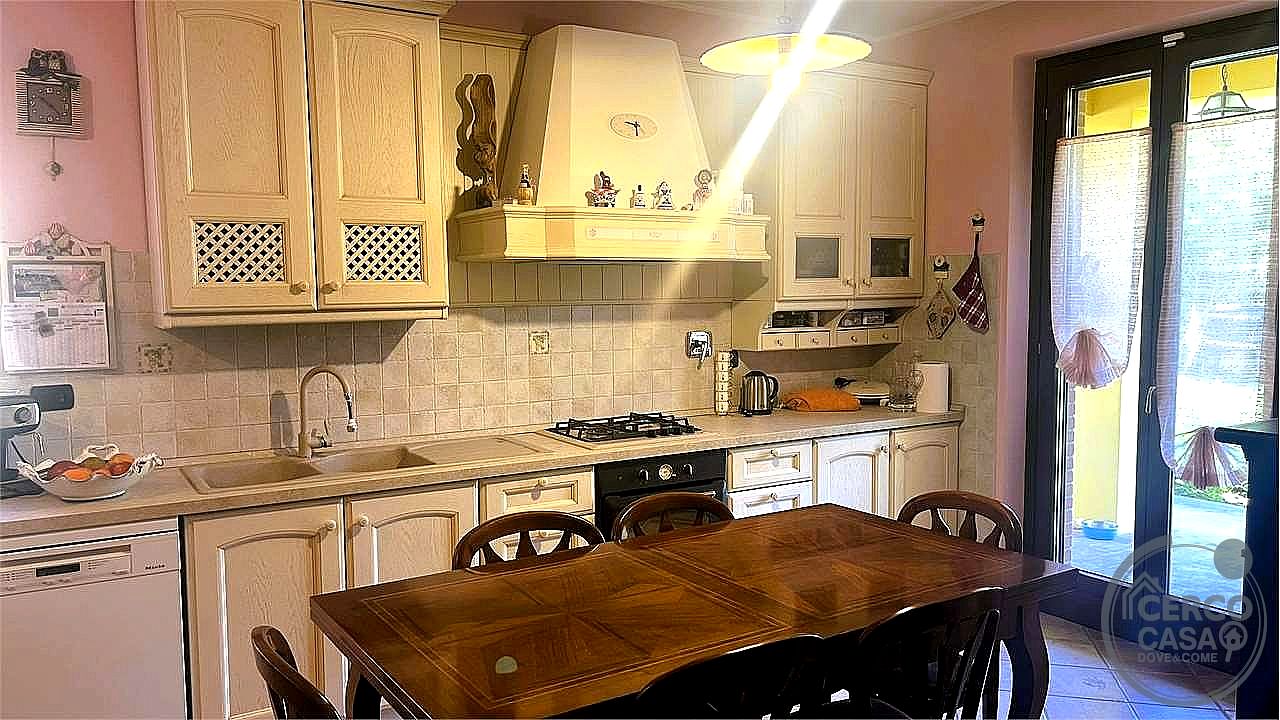 VILLA BIFAMILIARE VENDITA TORGIANO BRUFA · foto 35