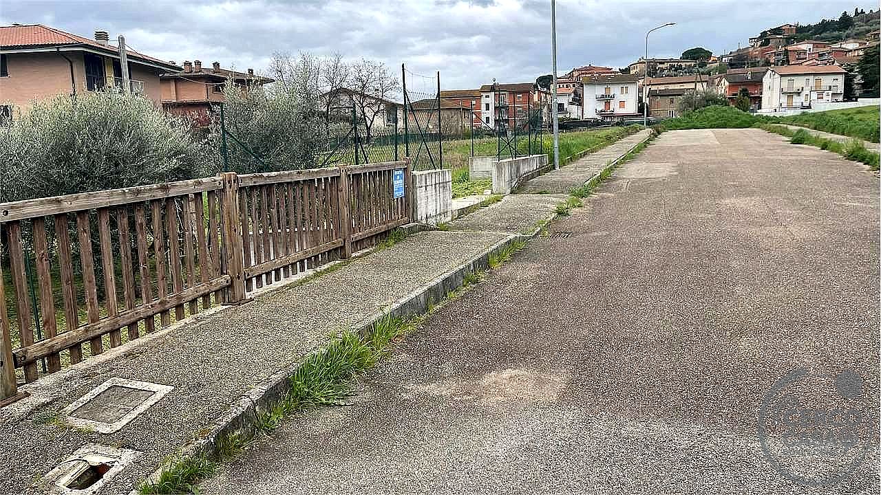 TERRENO EDIFICABILE VENDITA MAGIONE · foto 5