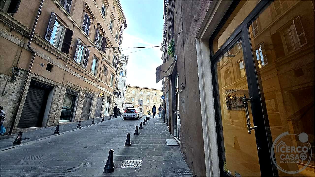 NEGOZIO VENDITA PERUGIA · foto 5