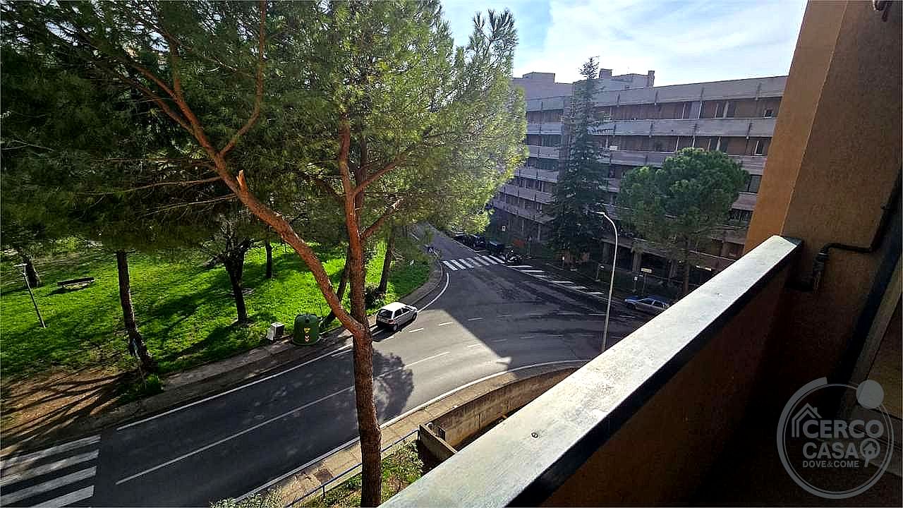 TRILOCALE VENDITA PERUGIA FERRO DI CAVALLO · foto 23
