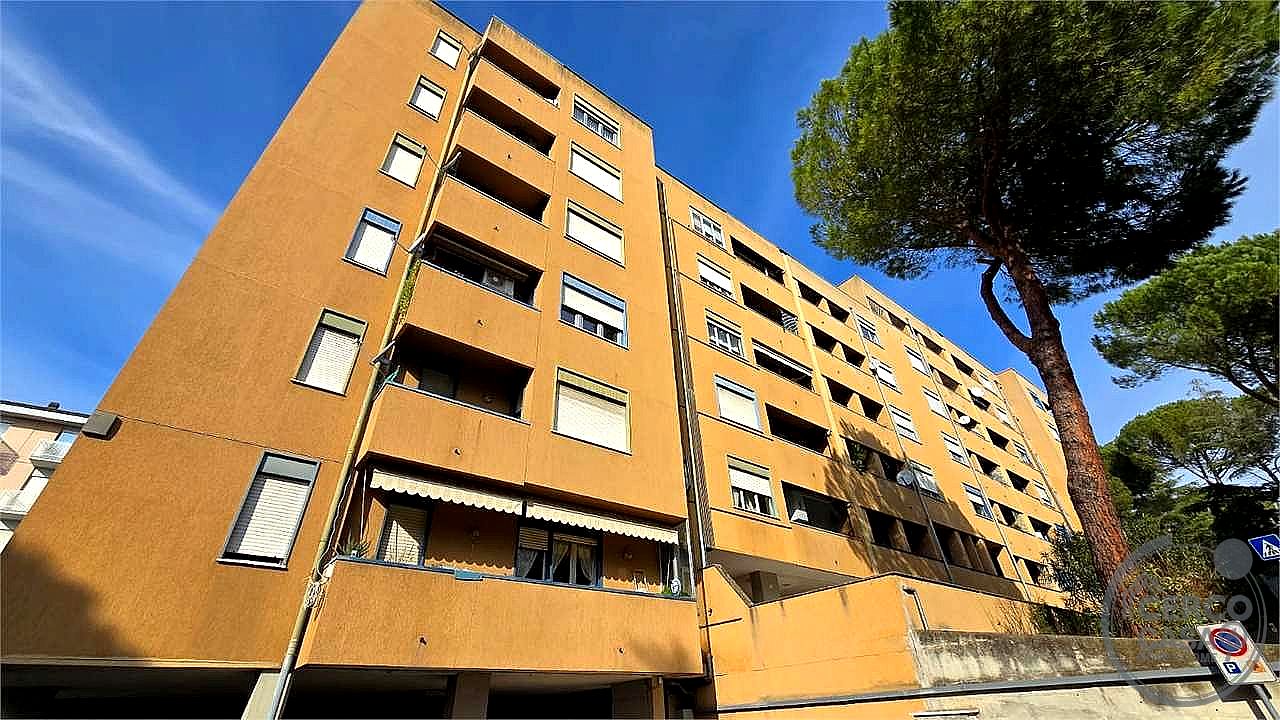 TRILOCALE VENDITA PERUGIA FERRO DI CAVALLO · foto 5