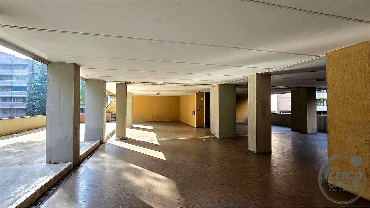 TRILOCALE VENDITA PERUGIA FERRO DI CAVALLO · foto 8