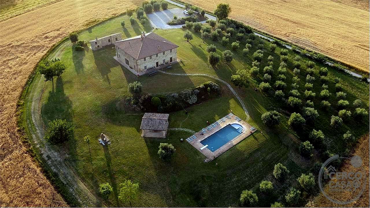 RUSTICO - CASALE VENDITA PERUGIA BAGNAIA