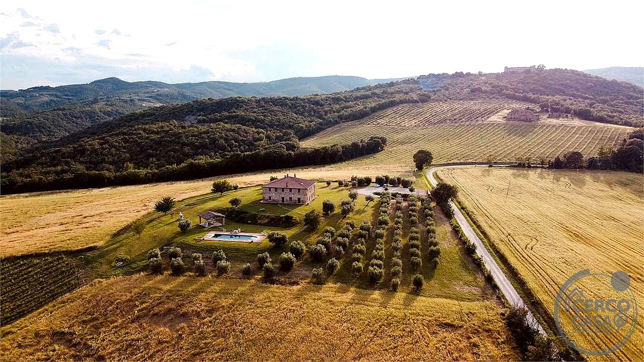 RUSTICO - CASALE VENDITA PERUGIA BAGNAIA · foto 8