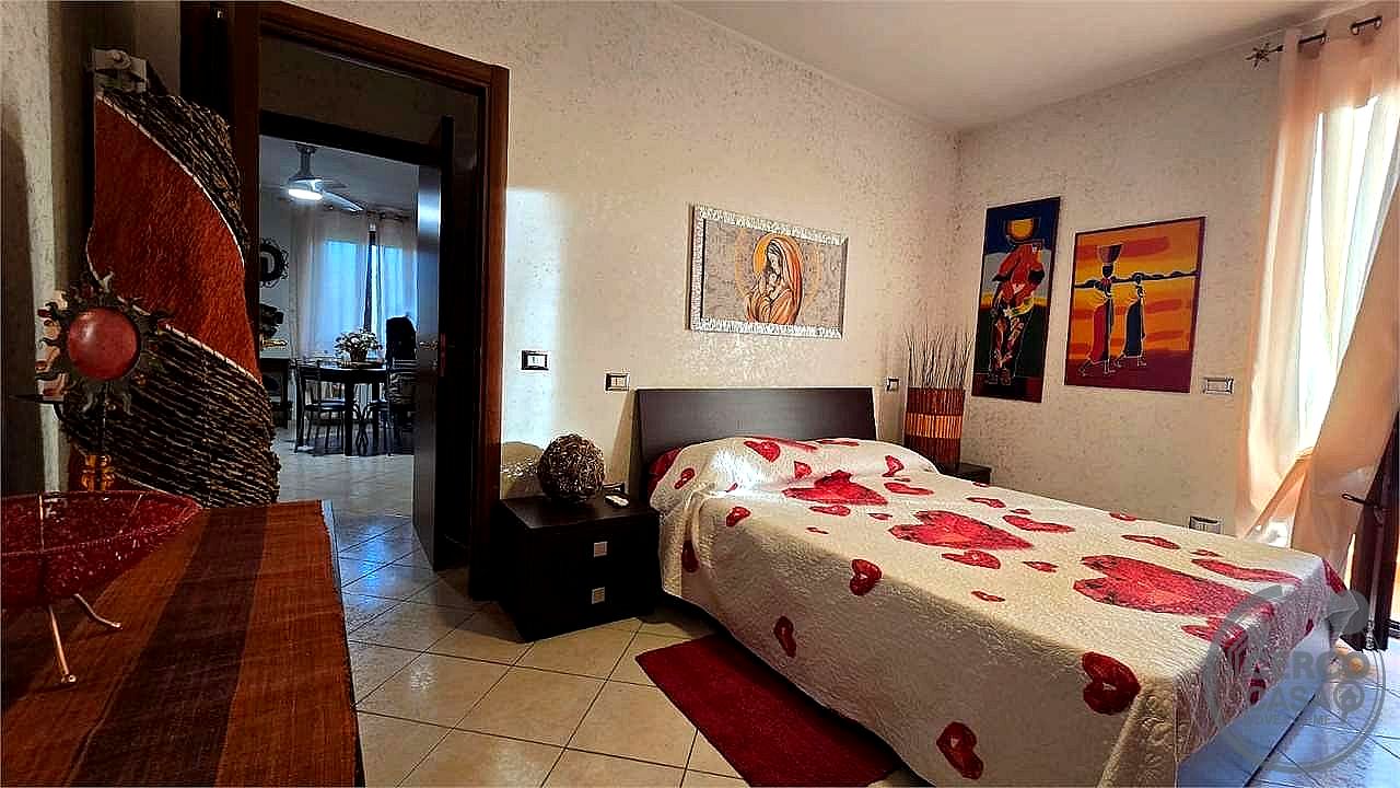 BILOCALE VENDITA PASSIGNANO SUL TRASIMENO · foto 9