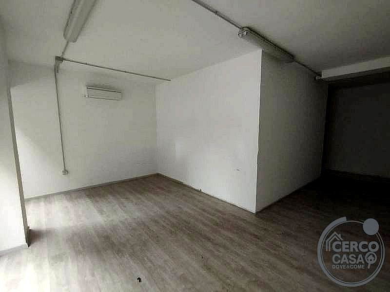NEGOZIO VENDITA PERUGIA ZONA GALLENGA · foto 2