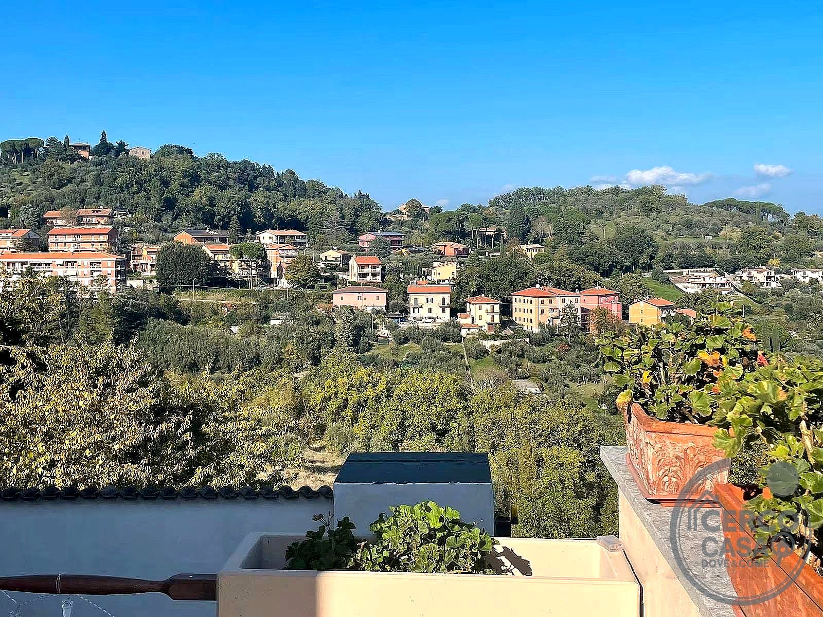 VILLA VENDITA PERUGIA MONTELUCE · foto 1