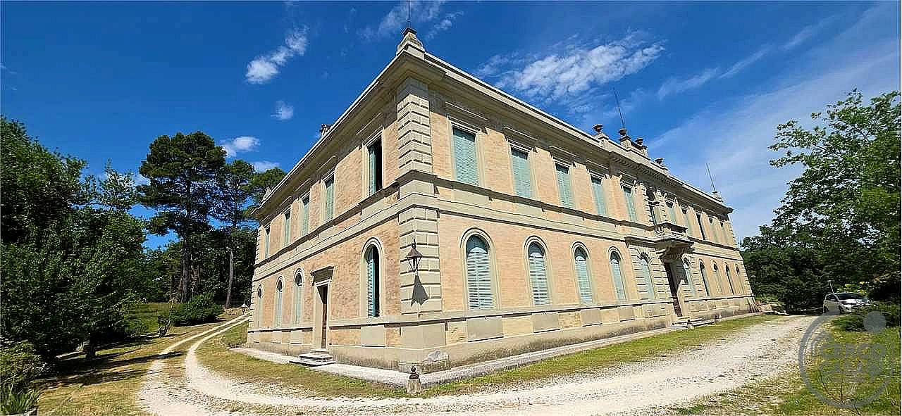 VILLA VENDITA SPOLETO · foto 17