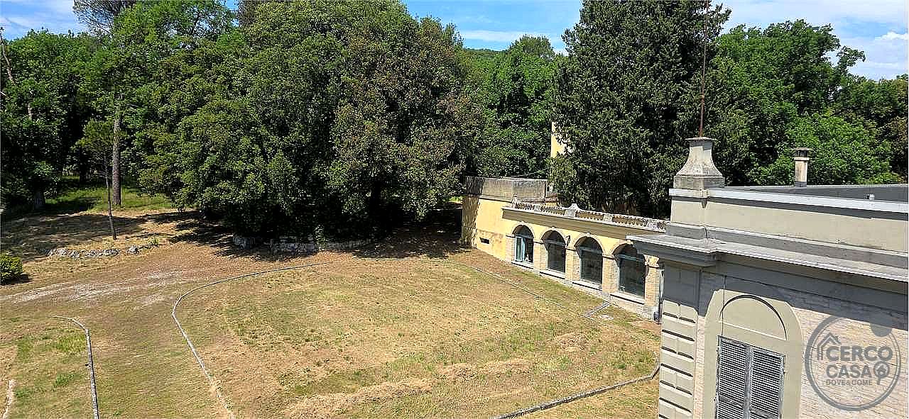 VILLA VENDITA SPOLETO · foto 2