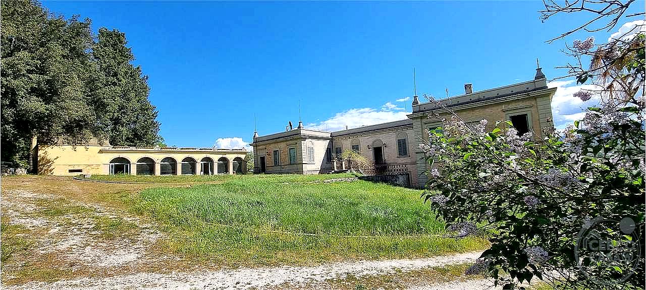 VILLA VENDITA SPOLETO · foto 22