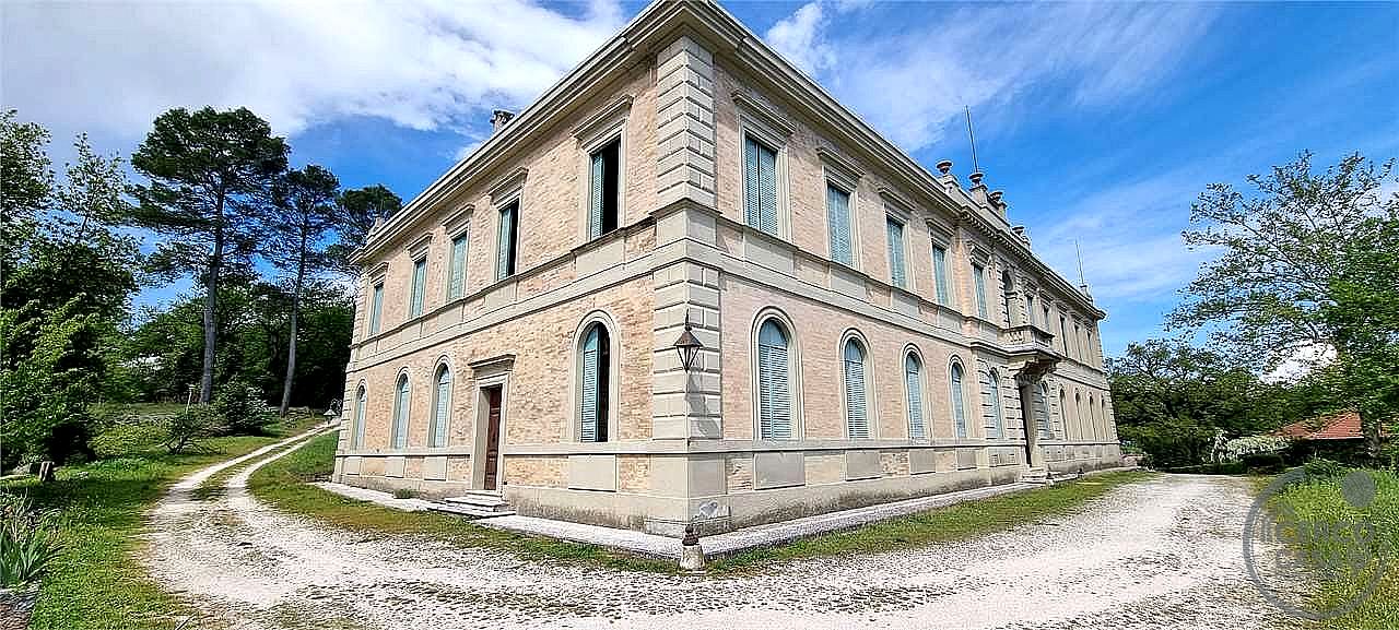 VILLA VENDITA SPOLETO · foto 31
