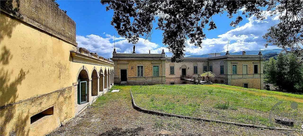 VILLA VENDITA SPOLETO · foto 33