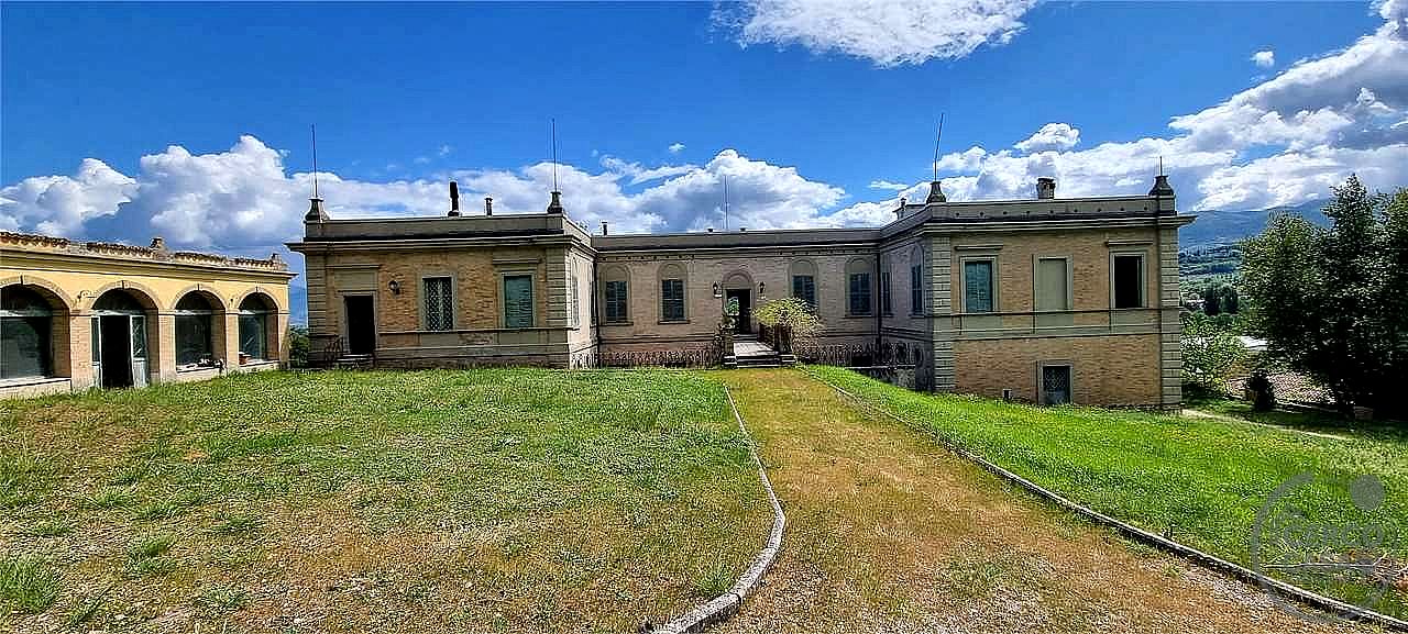 VILLA VENDITA SPOLETO · foto 35