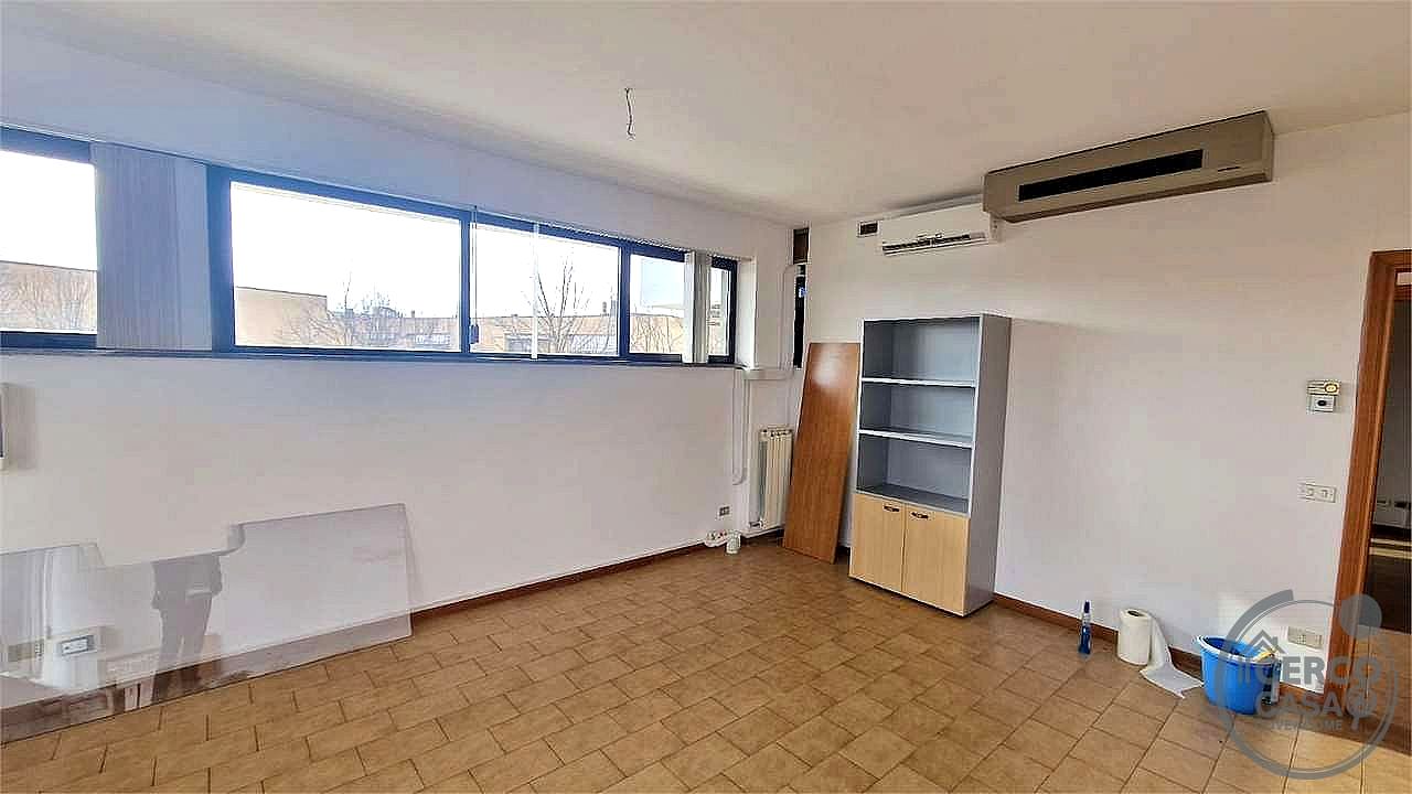 UFFICIO AFFITTO PERUGIA SAN SISTO · foto 16