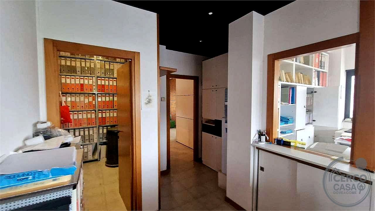 UFFICIO VENDITA PERUGIA · foto 13