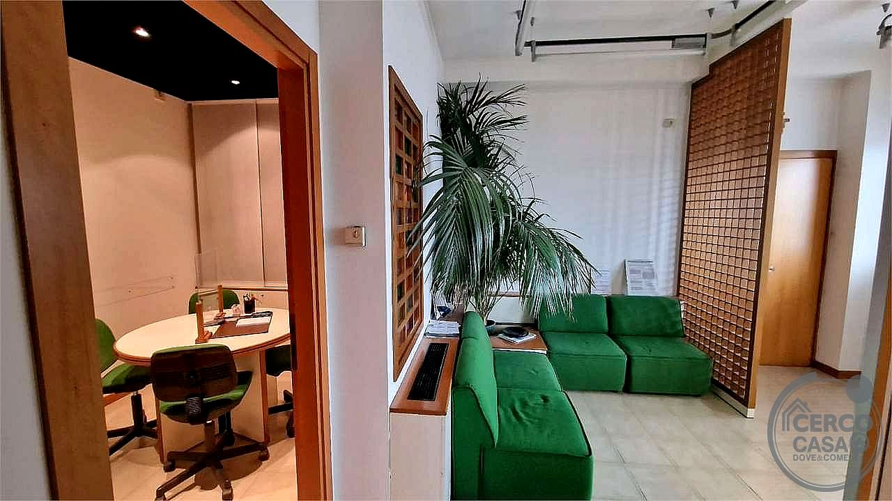 UFFICIO VENDITA PERUGIA · foto 19