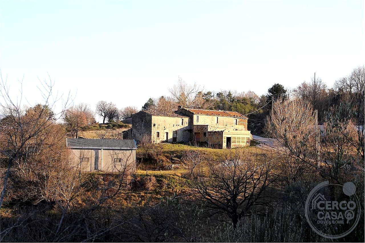 RUSTICO - CASALE VENDITA VALFABBRICA